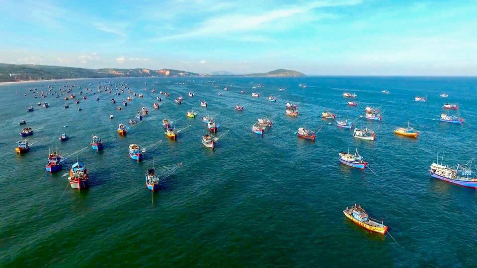 Mũi Né quy tụ cảnh quan thiên nhiên sống động, kỳ vĩ, được công nhận là top 10 điểm du lịch biển lý tưởng châu Á